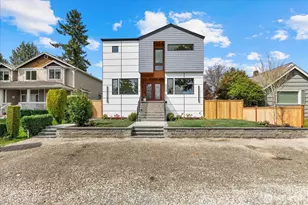 9535 Dayton Ave N, Seattle, WA 98103 - Photo 36