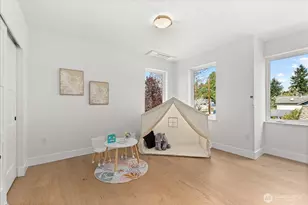 9535 Dayton Ave N, Seattle, WA 98103 - Photo 26