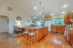 2560 NE William E Sutton Rd, Bremerton, WA 98311 - Photo 8