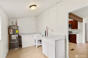 1851 NE Pacific Ave NE, Keyport, WA 98345 - Photo 20