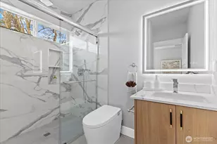 9537 Dayton Ave N, Seattle, WA 98103 - Photo 20