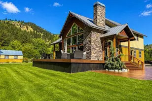 180 Country River Ln, Entiat, WA 98822 - Photo 2