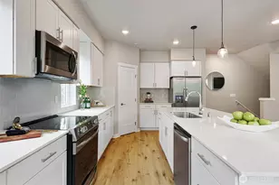 6633 NE 188th Ct, Kenmore, WA 98028 - Photo 12