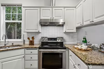 9834 NE 130th Place, Kirkland, WA 98034 - Photo 10