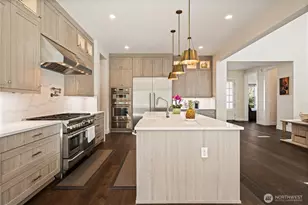 811 245th Pl NE, Sammamish, WA 98074 - Photo 14