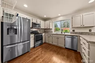10517 Farwest Ct SE, Yelm, WA 98597 - Photo 4
