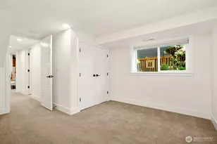 5119 Meridian Ave N, Seattle, WA 98103 - Photo 26