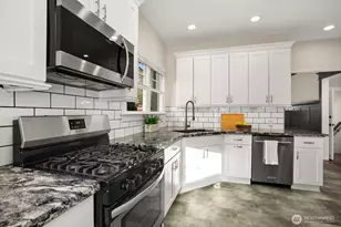 5119 Meridian Ave N, Seattle, WA 98103 - Photo 12