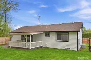 10404 Jovita Blvd E, Edgewood, WA 98372 - Photo 22