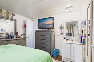 827 W Valley Hwy, Kent, WA 98032 - Photo 10