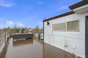 206 22nd Ave, Seattle, WA 98122 - Photo 22