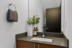 206 22nd Ave, Seattle, WA 98122 - Photo 14