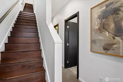 206 22nd Avenue #A, Seattle, WA 98122 - Photo 2