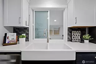 914 S 30th Pl, Renton, WA 98055 - Photo 12