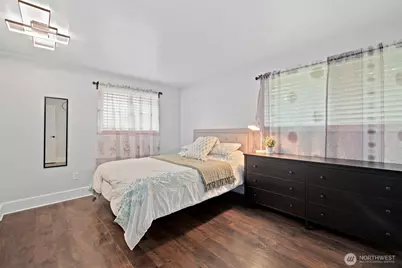 914 S 30th Place, Renton, WA 98055 - Photo 24