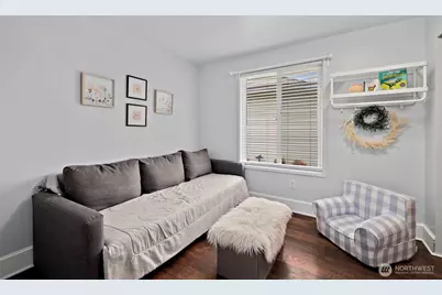 914 S 30th Place, Renton, WA 98055 - Photo 22