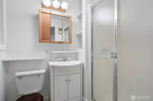 14403 SE 139th Pl, Renton, WA 98059 - Photo 10