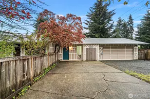 14403 SE 139th Pl, Renton, WA 98059 - Photo 2