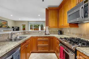 8507 Bowdoin Way, Edmonds, WA 98026 - Photo 18