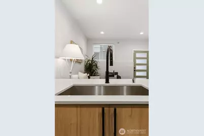 1913 15th Avenue S #Unit C, Seattle, WA 98144 - Photo 10