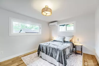 9321 Renton Avenue S, Seattle, WA 98118 - Photo 16