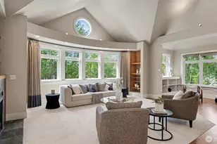 13730 Main St, Bellevue, WA 98005 - Photo 8