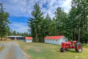 125 Mossywoods Ln, Orcas Island, WA 98280 - Photo 2