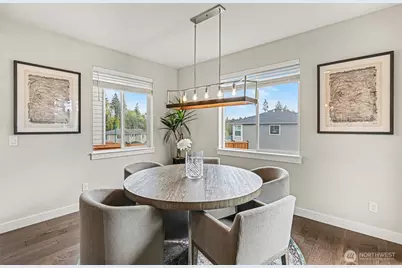 9779 Prospect Place, Gig Harbor, WA 98332 - Photo 8