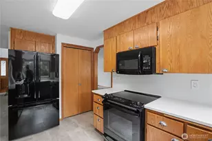 2537 Walnut Loop NW, Olympia, WA 98502 - Photo 10