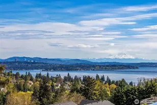 6542 50th Ave NE, Seattle, WA 98115 - Photo 2