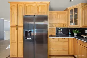12202 SE 218th Ct, Kent, WA 98031 - Photo 8