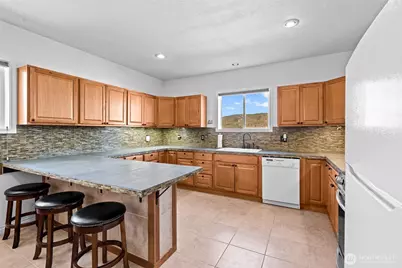 675 Peach Road, Waterville, WA 98858 - Photo 12