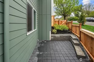 2509 N 42nd St, Seattle, WA 98103 - Photo 18