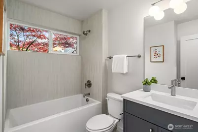 2509 N 42nd Street, Seattle, WA 98103 - Photo 16