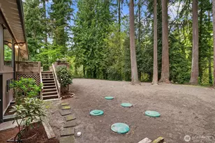 8948 133rd Ave SE, Newcastle, WA 98059 - Photo 32