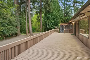 8948 133rd Ave SE, Newcastle, WA 98059 - Photo 28