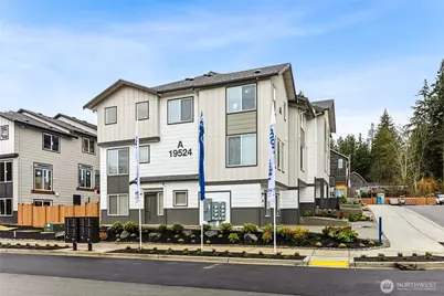 14707 87th Avenue SE #MM8, Snohomish, WA 98296 - Photo 1
