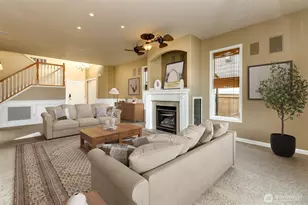 17806 106th St E, Bonney Lake, WA 98391 - Photo 4