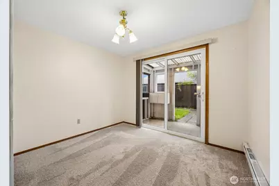 319 7th Place SE, Puyallup, WA 98372 - Photo 8