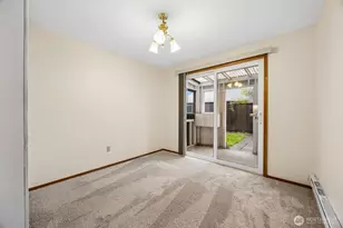 319 7th Pl SE, Puyallup, WA 98372 - Photo 8