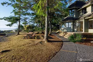 4079 Forest Ln, Anacortes, WA 98221 - Photo 16