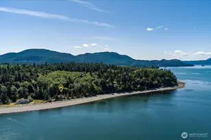 4079 Forest Ln, Anacortes, WA 98221 - Photo 2