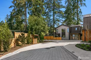 12249 NE 66th St, Kirkland, WA 98033 - Photo 2