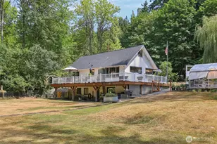 17209 W Riverside Dr, Bothell, WA 98011 - Photo 32