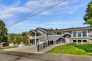 2128 St Clair St, Bellingham, WA 98229 - Photo 32