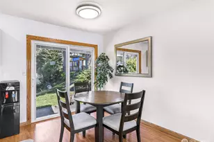 2128 St Clair St, Bellingham, WA 98229 - Photo 6