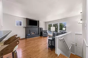 2128 St Clair St, Bellingham, WA 98229 - Photo 2