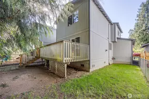 368 NW Grandstand St, Bremerton, WA 98311 - Photo 8