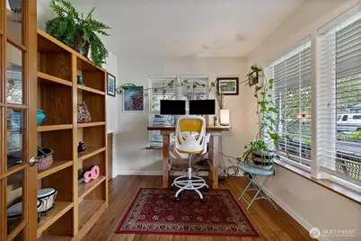2007 Marion Street NE, Olympia, WA 98506 - Photo 8