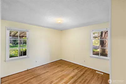 2701 NE 90th Street, Seattle, WA 98115 - Photo 6